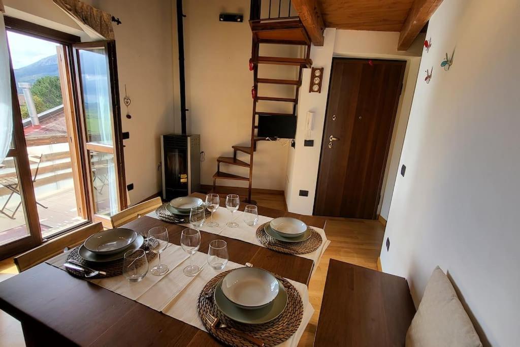 Attico E Super Attico Panoramico Lejlighed Rocca di Cambio Eksteriør billede
